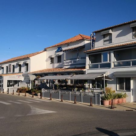 Le Dauphin Bleu Hotel Saintes-Maries-de-la-Mer Exterior photo