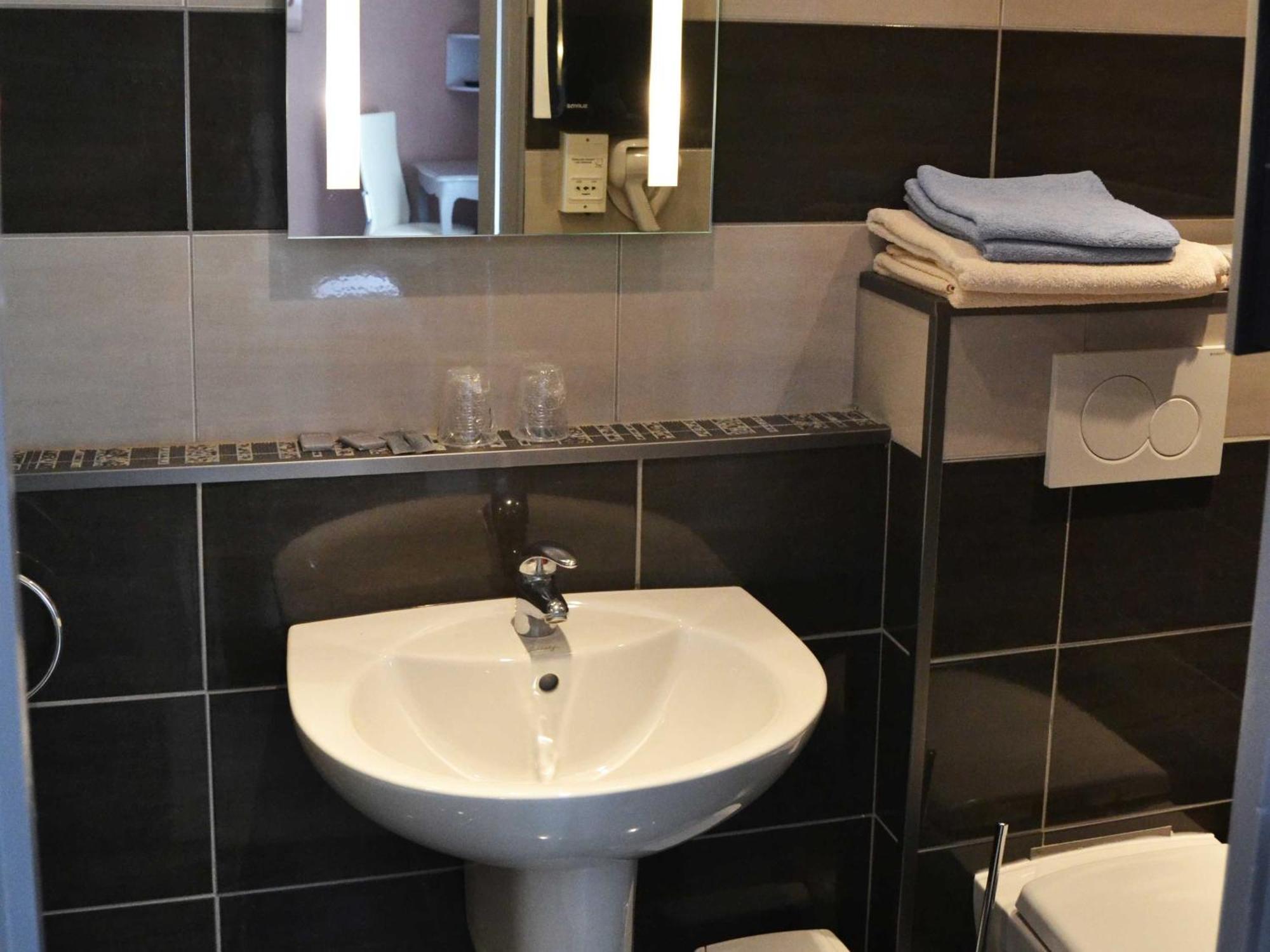 Le Dauphin Bleu Hotel Saintes-Maries-de-la-Mer Room photo