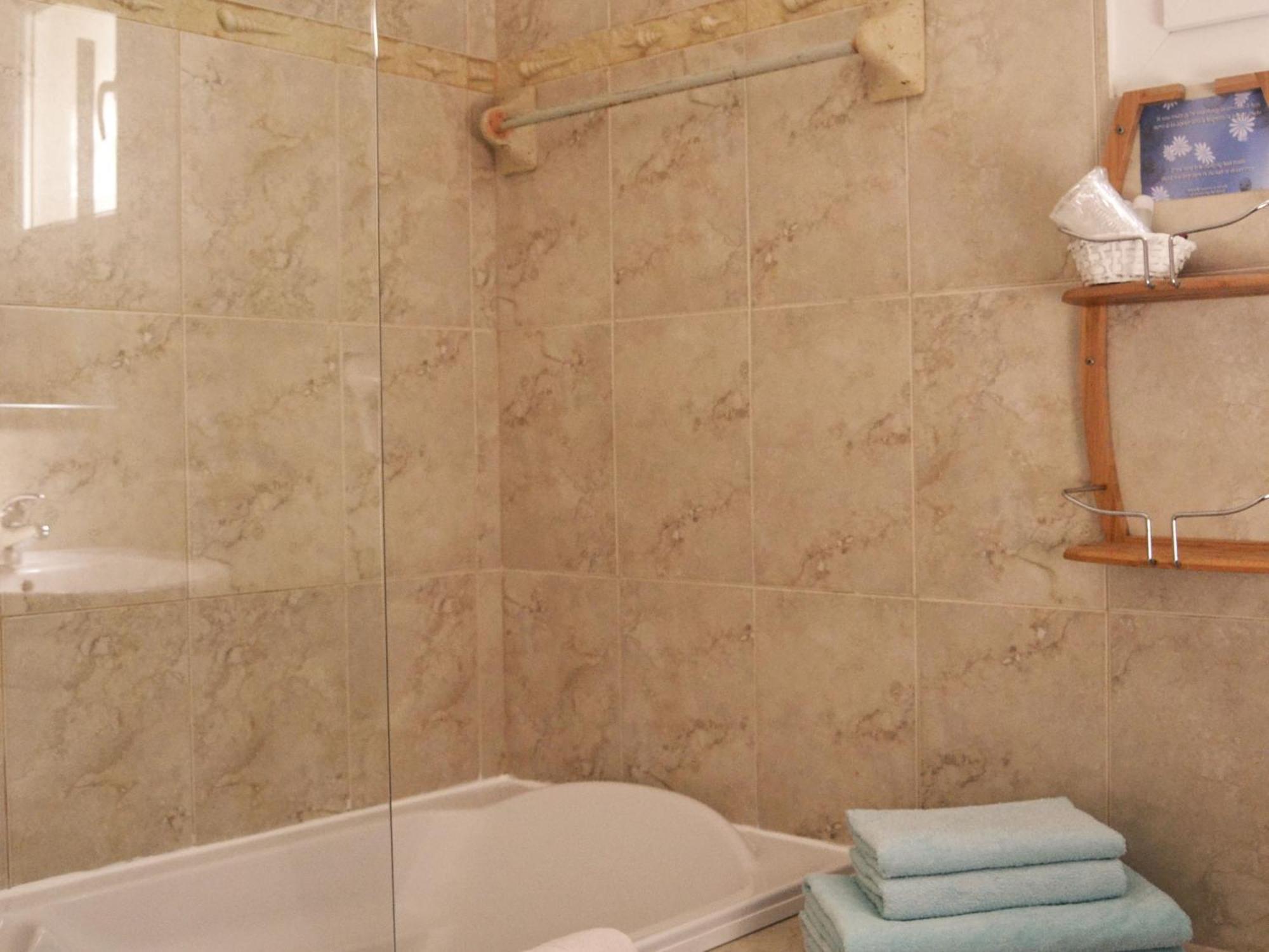 Le Dauphin Bleu Hotel Saintes-Maries-de-la-Mer Room photo